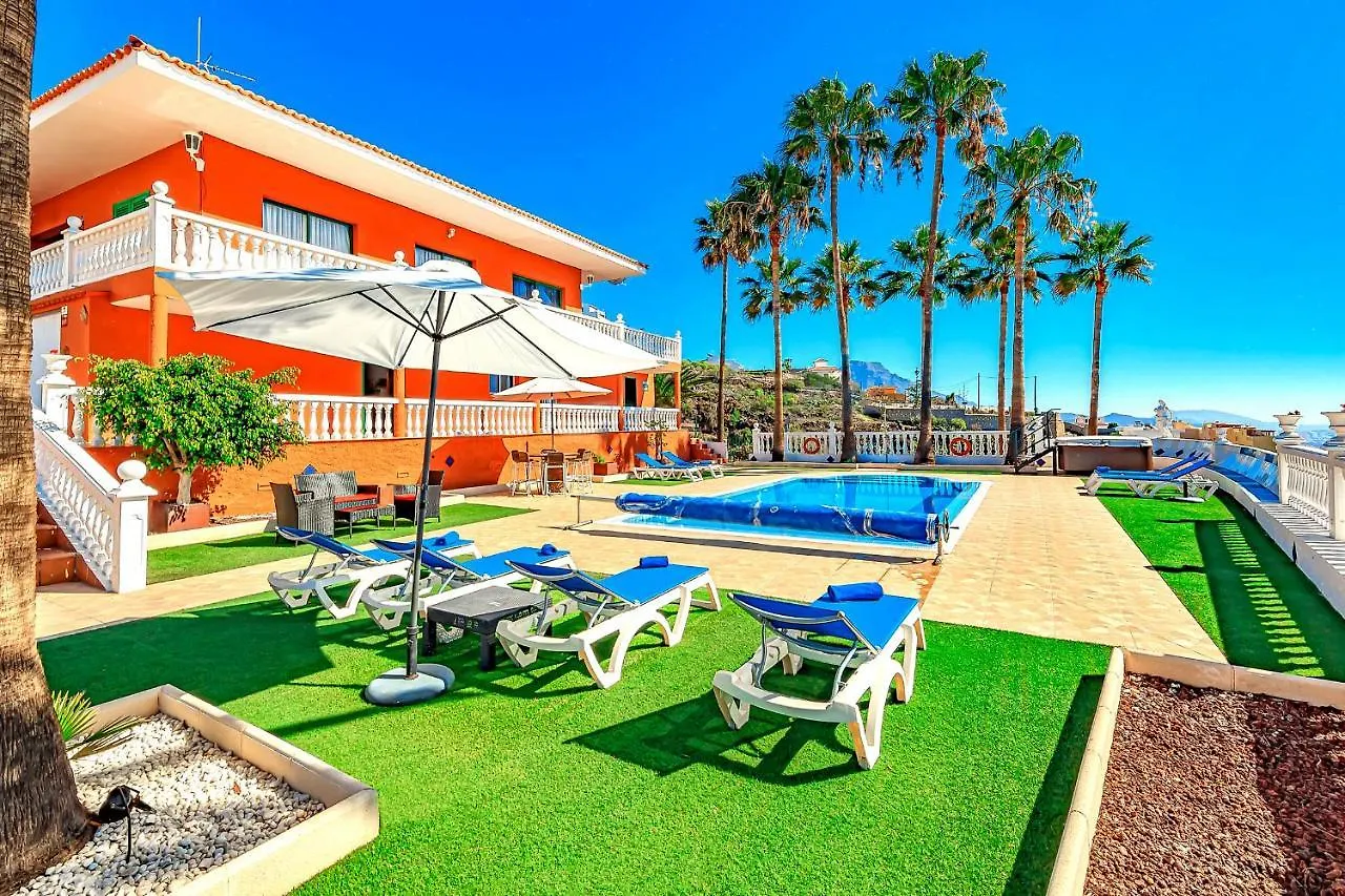 Villa Raquel With Private Pool And Sea View Los Menores