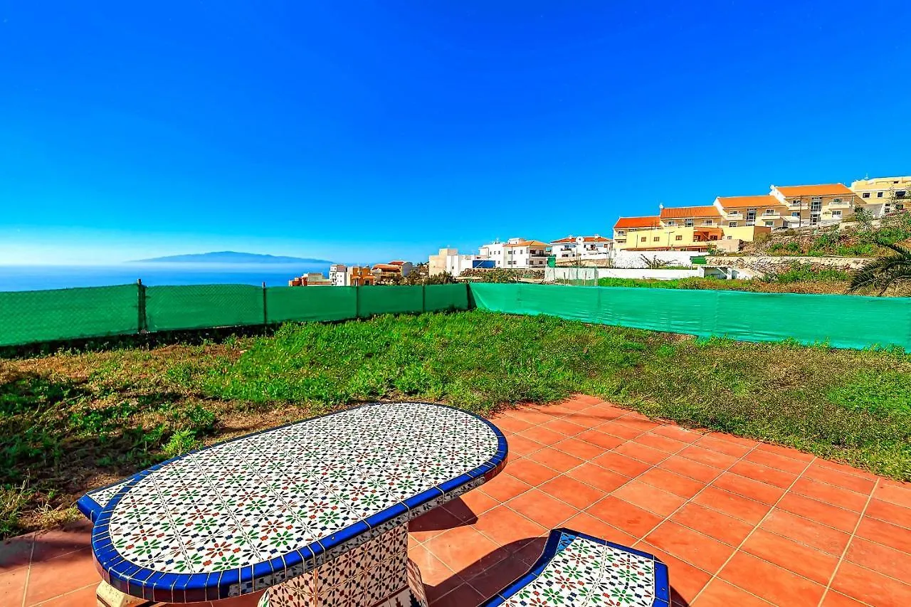Villa Raquel With Private Pool And Sea View Los Menores