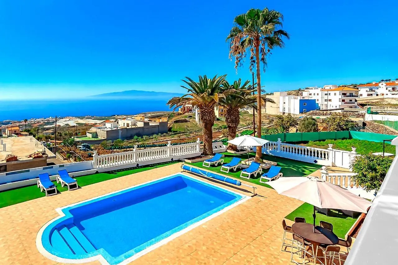 Villa Raquel With Private Pool And Sea View Los Menores 0*,