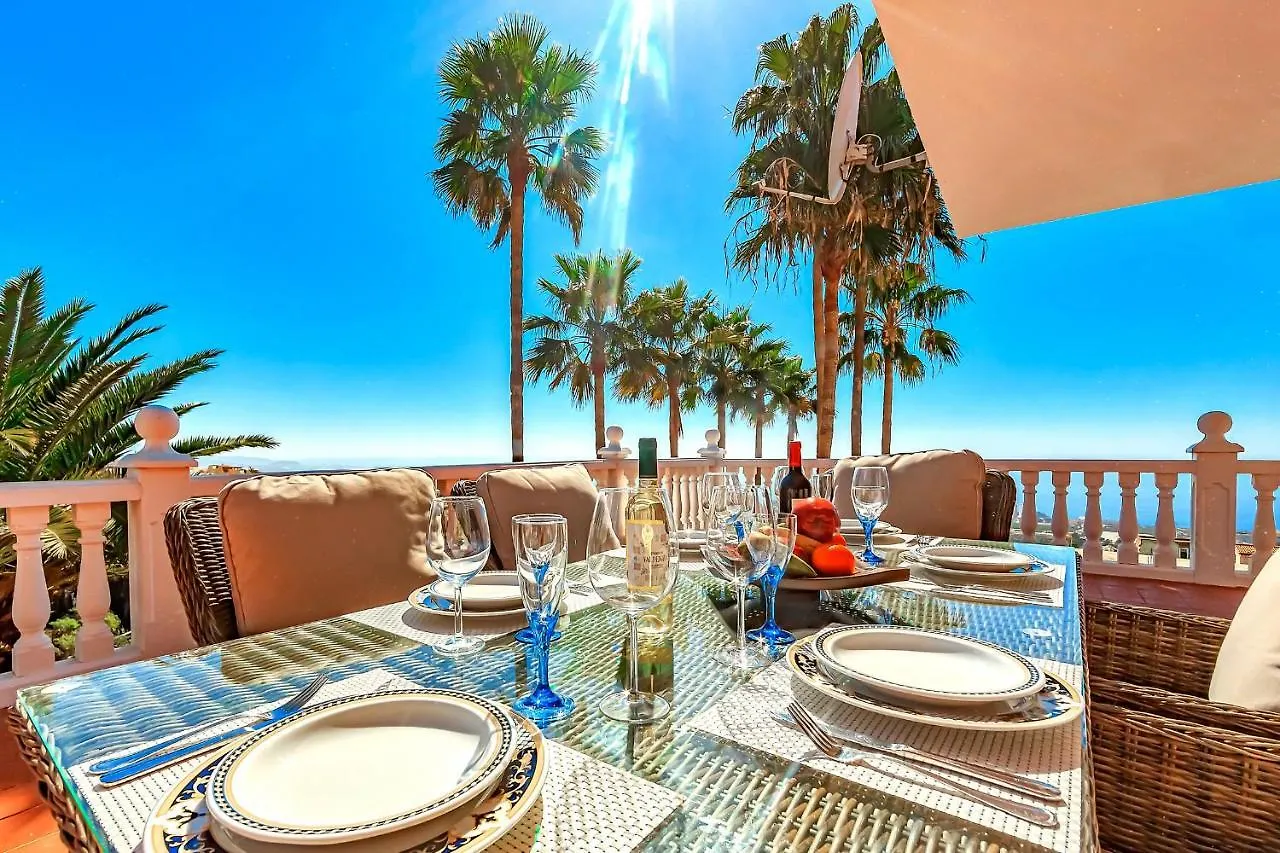 Villa Raquel With Private Pool And Sea View Los Menores
